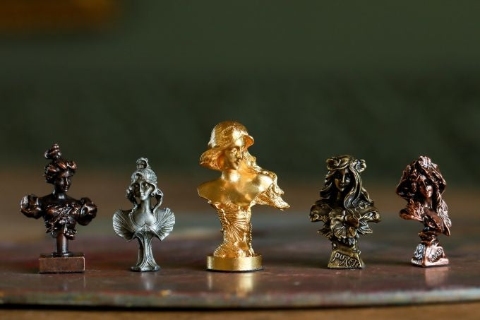 Artistry Jewelry Box Edition